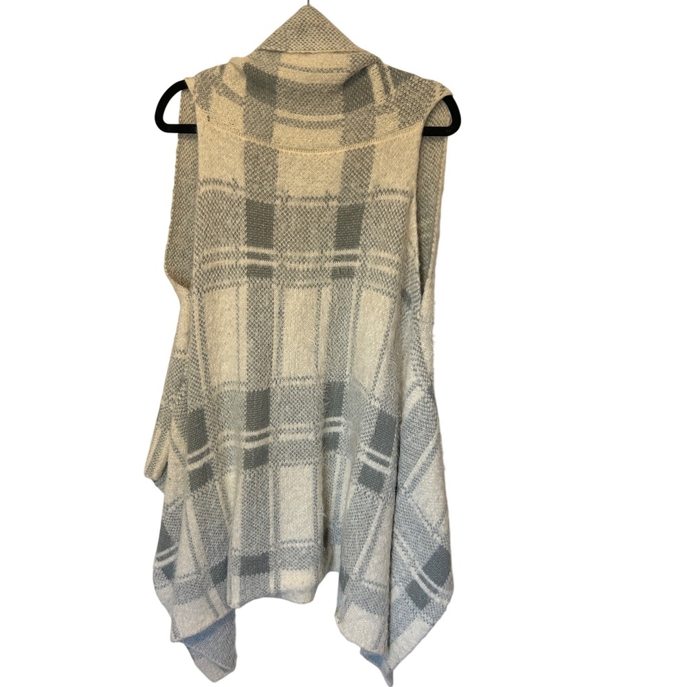 Women Gray Cream Plaid Open Front Knit Vest Sleeveless Cardigan RN 136556 - Picture 2 of 7